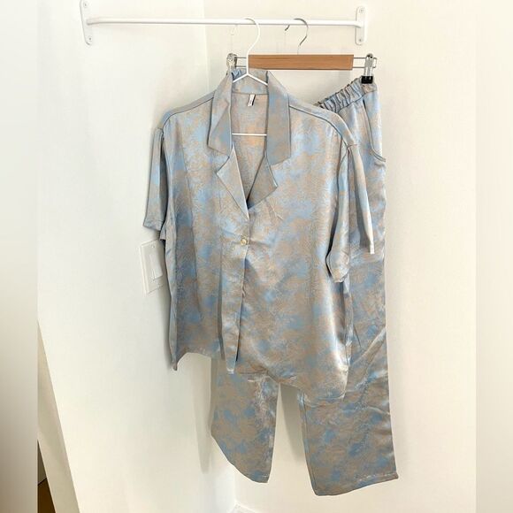 PRIORY Bowling Shirt in Fancy Firework Blue M/L - Picture 4 of 4